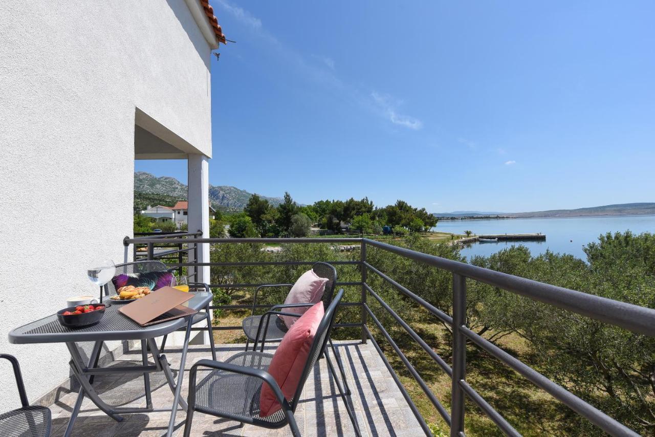 Malako Family Apartments Seline Kültér fotó