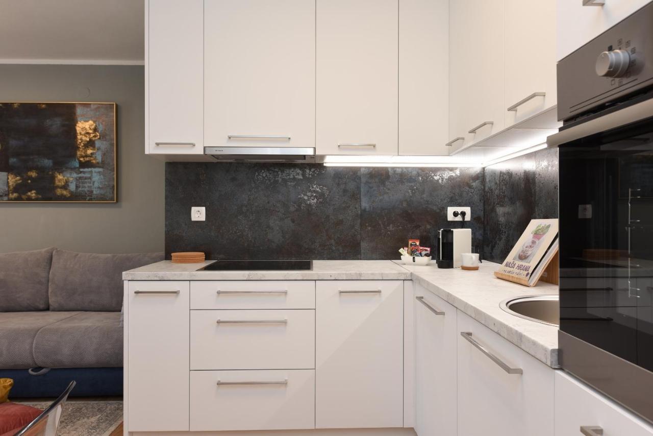 Malako Family Apartments Seline Kültér fotó