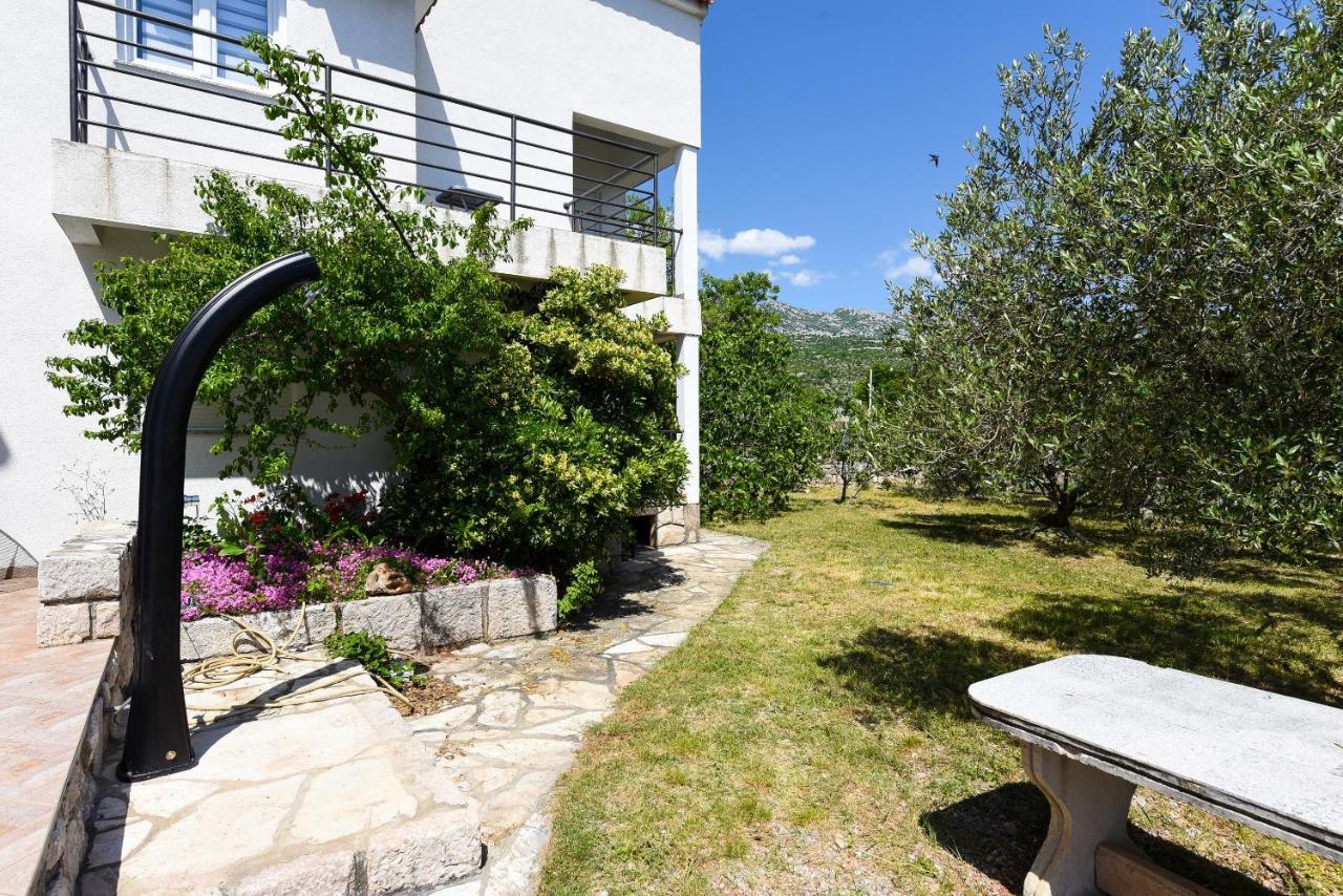 Malako Family Apartments Seline Kültér fotó